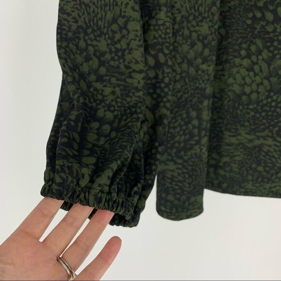Ava & Viv Green Black Abstract Print Blouse Size 1X NWT - Picture 4 of 6